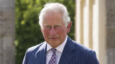 Смерть принца Филиппа временно обеспечит Чарльзу титул герцога Эдинбургского