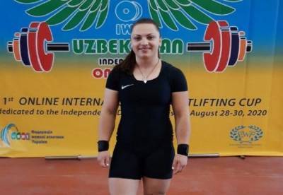Украинка выиграла два золота на чемпионате Европы по тяжелой атлетике в Москве