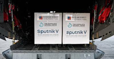 «Вакцины должны спасать жизни»: Словакию попросили вернуть партию «Спутник V»