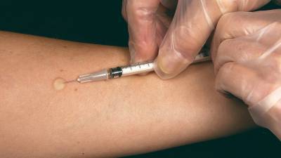 Швейцария сообщила о смерти 55 граждан после вакцинации от коронавируса
