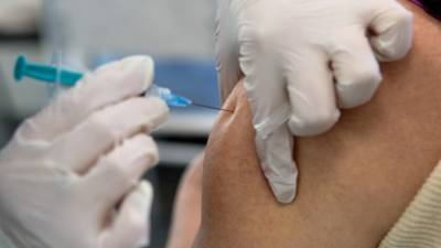 Более 50 человек скончались после вакцинации от COVID-19 в Швейцарии