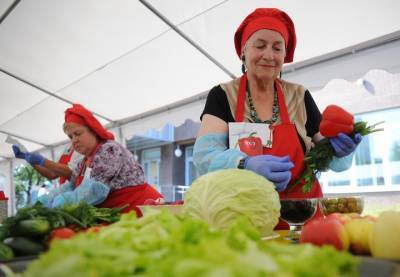 Главный гериатр Москвы перечислила принципы здорового питания для пожилых