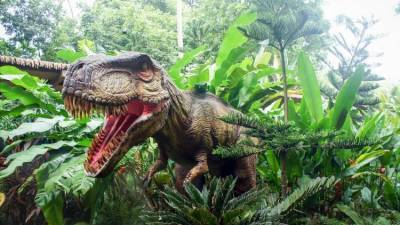 Компания Илона Маска хочет "воскресить" динозавров