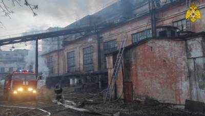 Пожар в Нелидово Тверской области тушили четыре часа