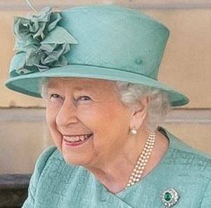Елизавета II - герцог Филипп - Роберт Лейси - Британские эксперты рассказали, может ли Елизавета II отречься от трона после смерти мужа и мира - cursorinfo.co.il - Англия - Великобритания