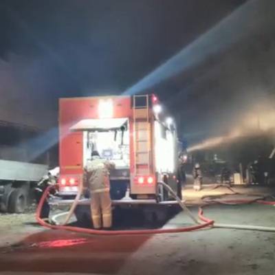 Пожарные ликвидировали возгорание на мебельном складе в подмосковной Электростали