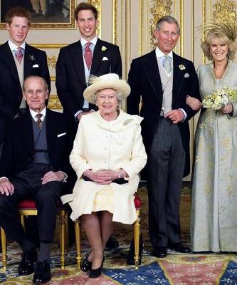 Трагическое совпадение: принц Филипп умер в годовщину свадьбы принца Чарльза и Камиллы