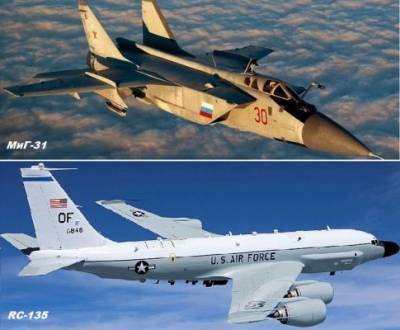 Российский МиГ-31 отогнал самолет-разведчик США от наших границ