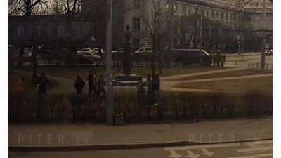 Мигранты устроили поножовщину в парке на Московском проспекте