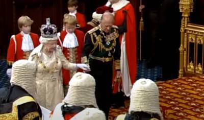 Отречение Елизаветы II от престола из-за смерти мужа: в Британии раскрыли возможность перемен