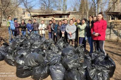 В Донецке прошел второй городской субботник