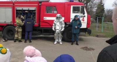 В Луганском детском доме провели эвакуацию. ФОТО
