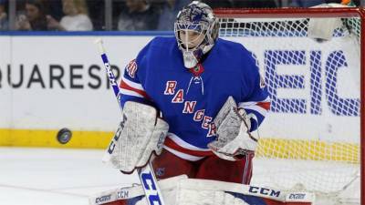 Голкипер "Рейнджерс" Георгиев признан третьей звездой дня в НХЛ