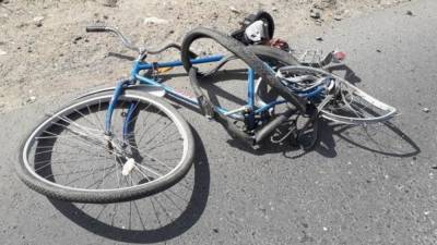 Грузовик насмерть сбил пожилого велосипедиста под Калининградом