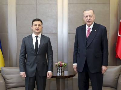 Зеленский встречается с Эрдоганом, Украина призывает ужесточить санкции против РФ