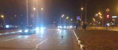 В Харькове насмерть сбили полицейского. Он переходил дорогу на красный свет