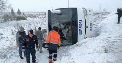 Три россиянина госпитализированы после ДТП с автобусом в Турции