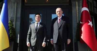 За закрытыми дверьми. Зеленский и Эрдоган ведут переговоры тет-а-тет в Стамбуле
