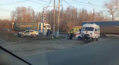 Машина скорой помощи попала в ДТП на Южной окружной в Рязани
