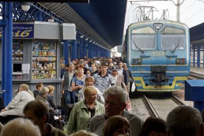 Укрзализныця восстанавливает движение поездов на Закарпатье: список рейсов - 24tv.ua - Ужгород