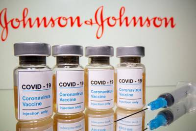 В США снова закрыли центр вакцинации Johnson & Johnson из-за побочных эффектов