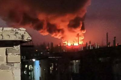 В Донецке из-за пожара на мясокомбинате приостановлено движение троллейбусов