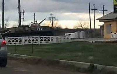 На территории Приднестровья возле украинской границы заметили колонну российских БТР