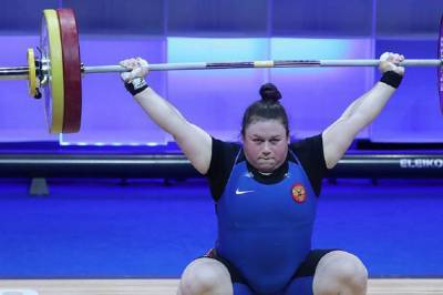 Ахмерова принесла России первое золото на ЧЕ-2021 по тяжёлой атлетике