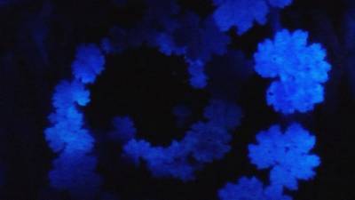 Ученые нашли альтернативу искусственным синим красителям