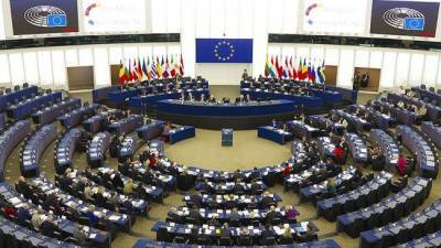 В Европарламенте призвали к усилению санкций против России