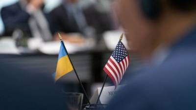 Пушков: Украина пытается продать Западу услуги "передового борца" с Россией