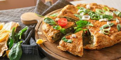 Римский рецепт. Весенний пирог с зеленью и овощами - nv.ua