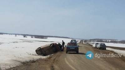 В Башкирии в больницу доставили пострадавших в ДТП водителей