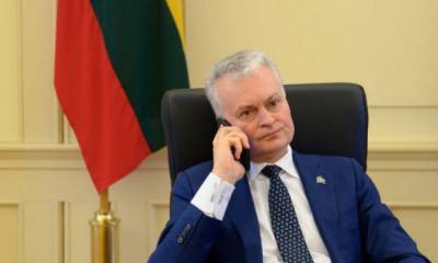 Президент Литвы Науседа пообещал подкинуть молдаванам вакцины. Но попозже.