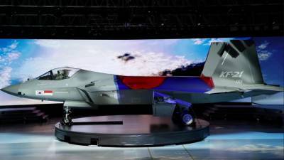 В Южной Корее представили перспективный истребитель KF-21 Boramae