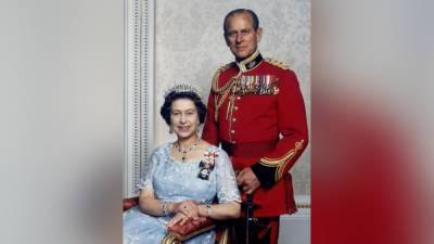 Елизавета II - принц Чарльз - принц Эндрю - принц Филипп - принцесса Анна - Озвучена сумма многомиллионного наследства принца Филиппа - politros.com