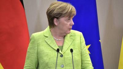 В Кремле пояснили слова Меркель о российских войсках на границе с Украиной