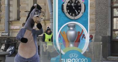 УЕФА может заставить всех футболистов делать прививки от коронавируса для допуска на Евро-2020