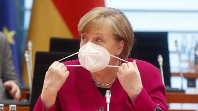 Ангела Меркель отменила запись на прививку от коронавируса