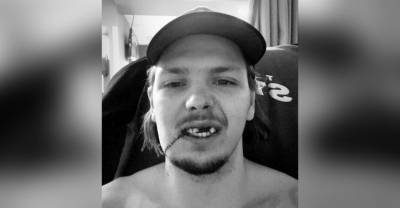 "Джокер": Российскому хоккеисту разорвало рот во время матча в США