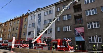 Восемь взрослых и шестеро детей пострадали при пожаре в Праге