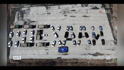 Автомобили в Южно-Сахалинске выстроились в слово "поехали"