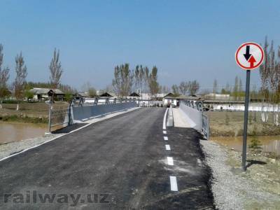 В Андижанской области избавились от "моста-страшилища"