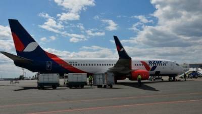 Из-за разгерметизации кабины самолет со 190 пассажирами вернулся в Сочи