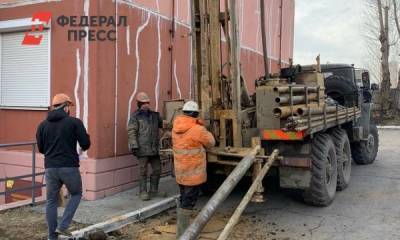Власти Челябинска провели обследование грунта рядом с домом, где образовался провал