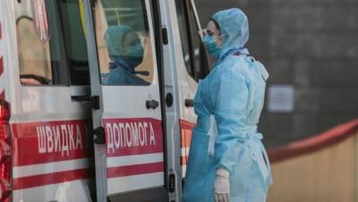 В Киеве за сутки снова зафиксировали 42 умерших от COVID-19