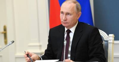 Путин поручил подготовить перечень проектов для инвестирования в ФНБ