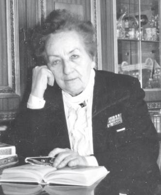 В апреле исполняется 100 лет со дня рождения военврача Натальи Селиванчик. Какой люди помнят талантливого доктора