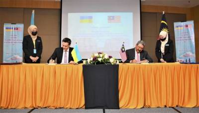 Украина и Малайзия подписали договор о передаче заключенных