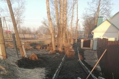 В Брянске новые тротуары перекрыли проезд жителям частного сектора